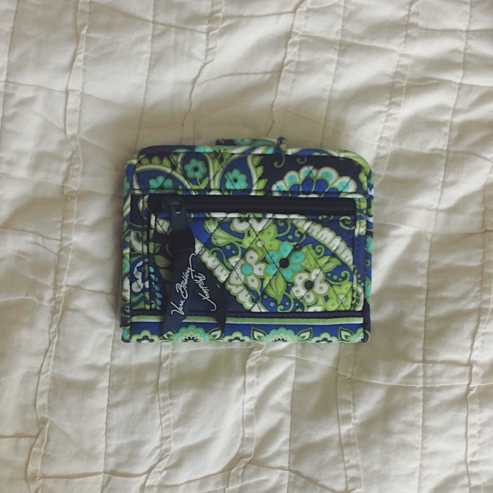 NWOT Vera Bradley wallet in Rhythm & Blues print - Picture 3 of 3